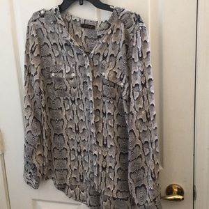 FINAL MARKDOWN Ladies fylo top large